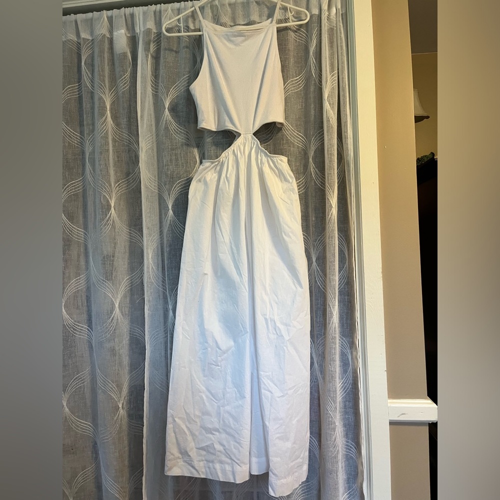 Abercrombie Cutout Waist Maxi Dress